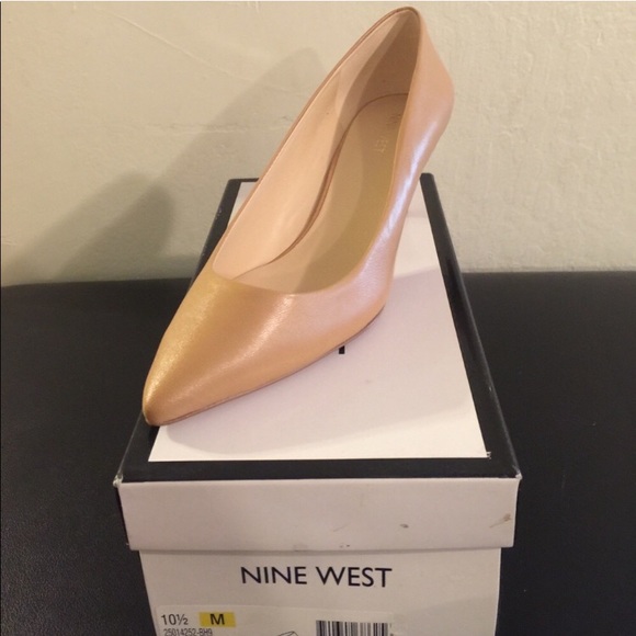 nine west soho pointy toe pumps